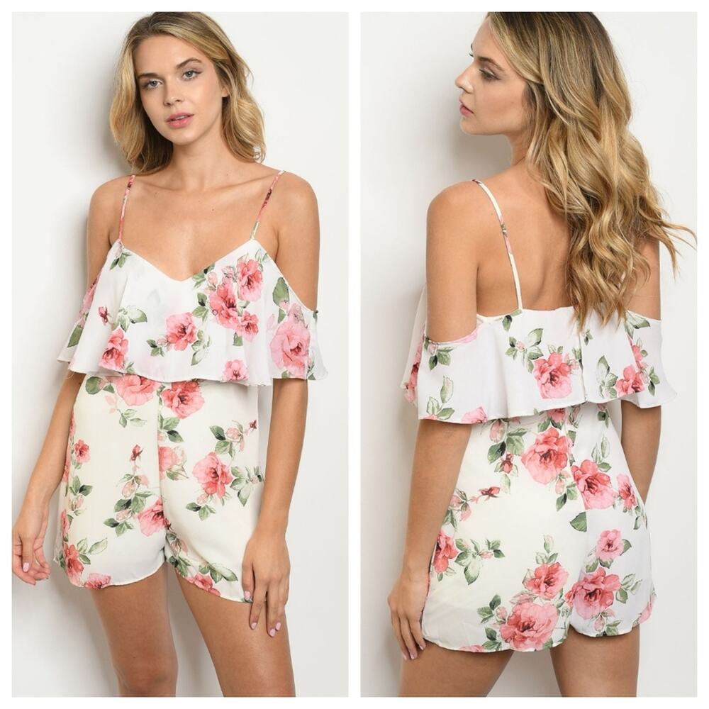 Brand New Charlotte Russe Flirty Ivory Rose Floral V Neck Ruffled Romper XS - Picture 2 of 6